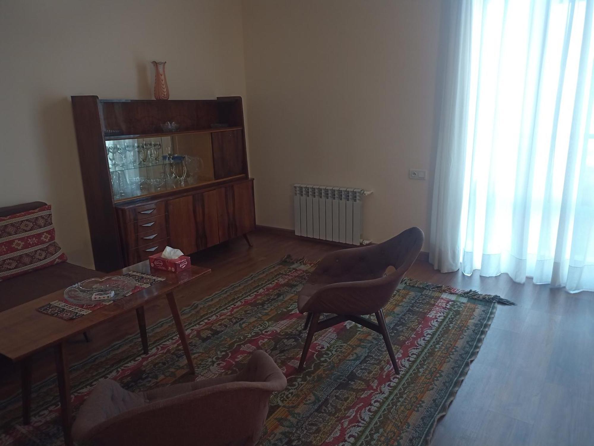 Spacious One Bedroom Apartment In The City Centre Erivan Dış mekan fotoğraf