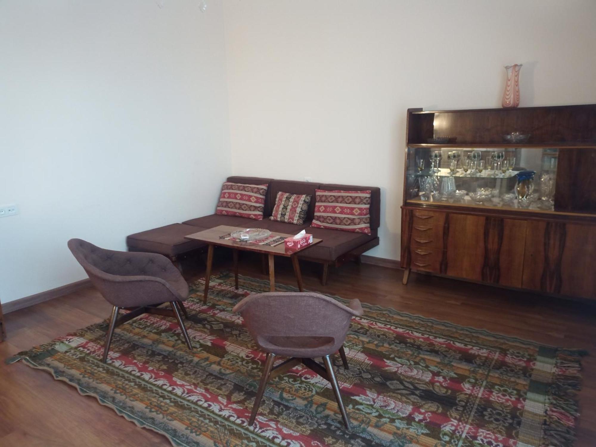 Spacious One Bedroom Apartment In The City Centre Erivan Dış mekan fotoğraf
